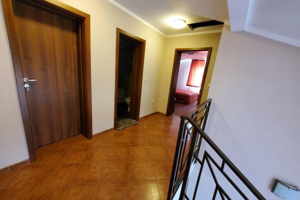 Двете Къщи В Планината Villa Beli Osum Bagian luar foto